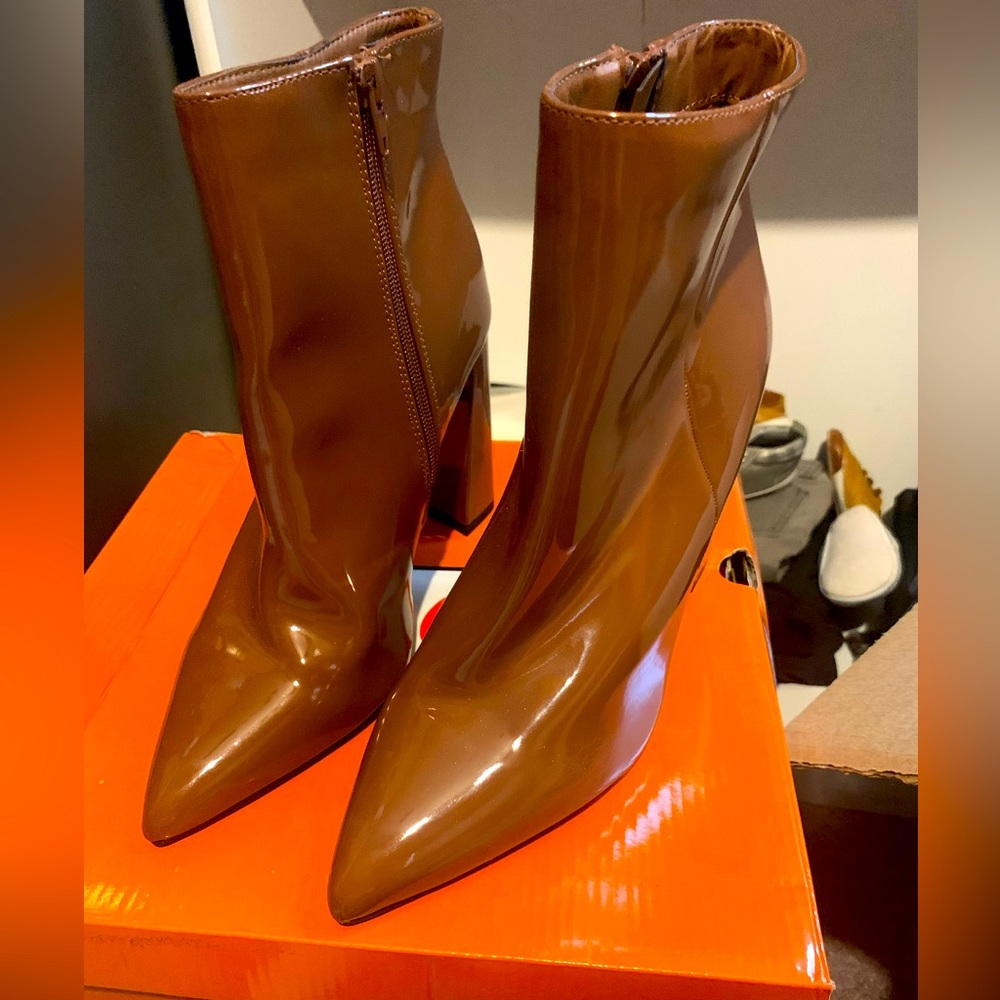 satin boots size 7/12 brown color
